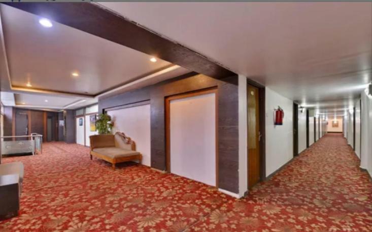 Hotel Puneet International Rāipur Zewnętrze zdjęcie