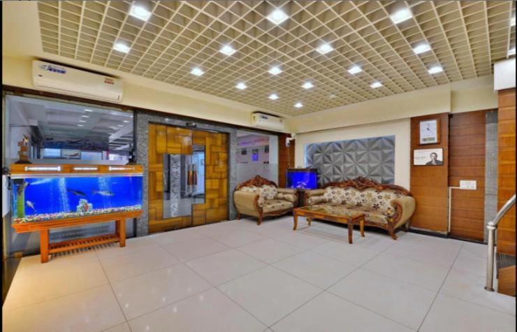 Hotel Puneet International Rāipur Zewnętrze zdjęcie