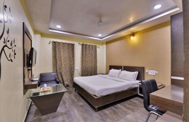 Hotel Puneet International Rāipur Zewnętrze zdjęcie