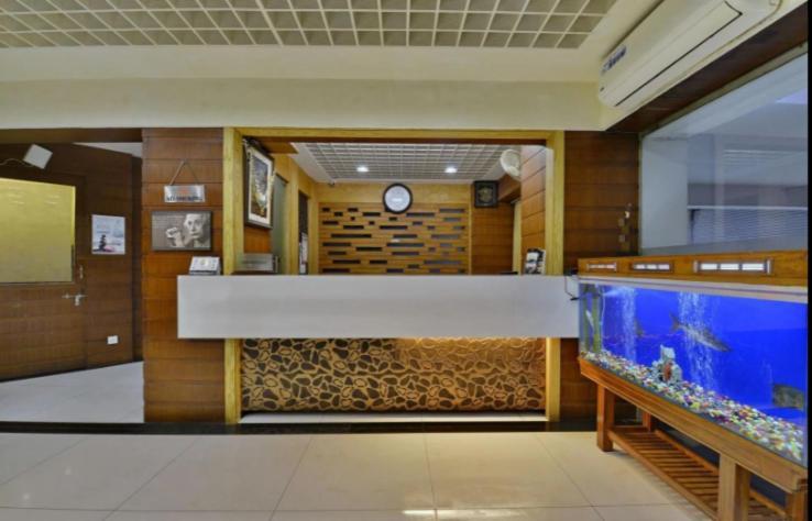 Hotel Puneet International Rāipur Zewnętrze zdjęcie